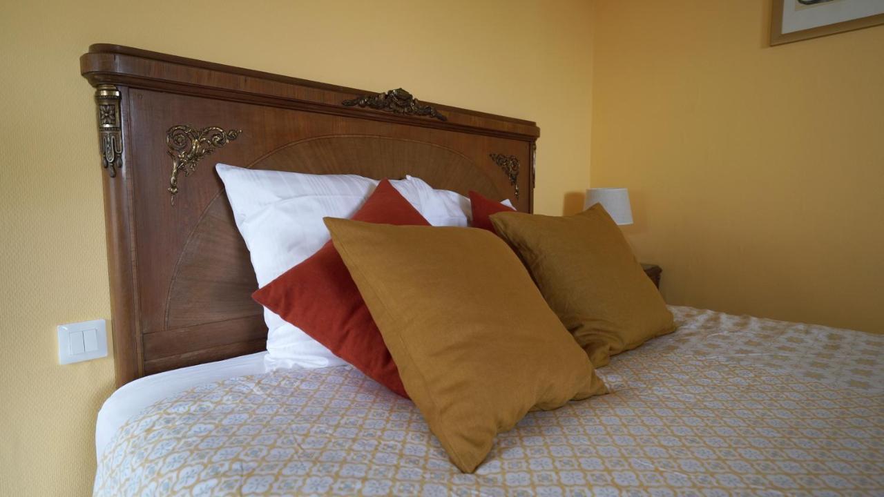 Au Chapitre Bed & Breakfast Rozoy-sur-Serre Bagian luar foto